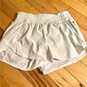 White lululemon shorts